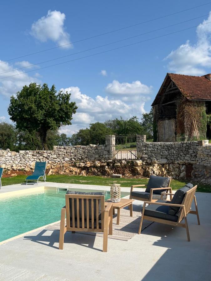 La Ferme De La Truffe Chambres D Hotes Cuzance Luaran gambar